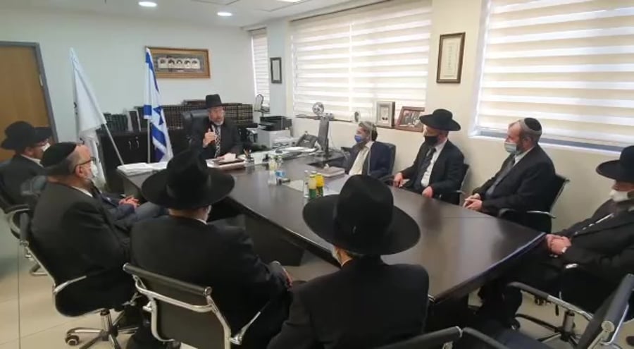 הדיינים החדשים דוברות הרבנות
