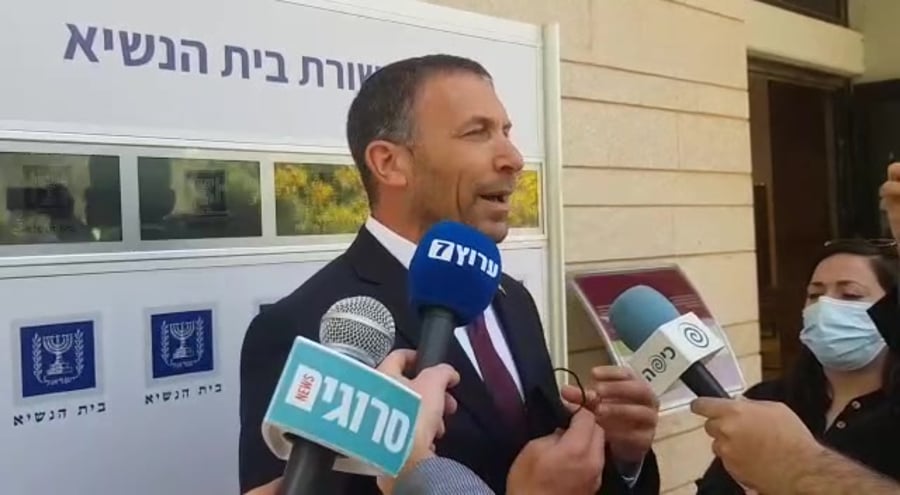 WhatsApp Video 2021-04-05 at 13.00.12 (1)