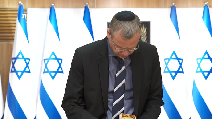 יו"ר הכנסת נר זיכרון מירון