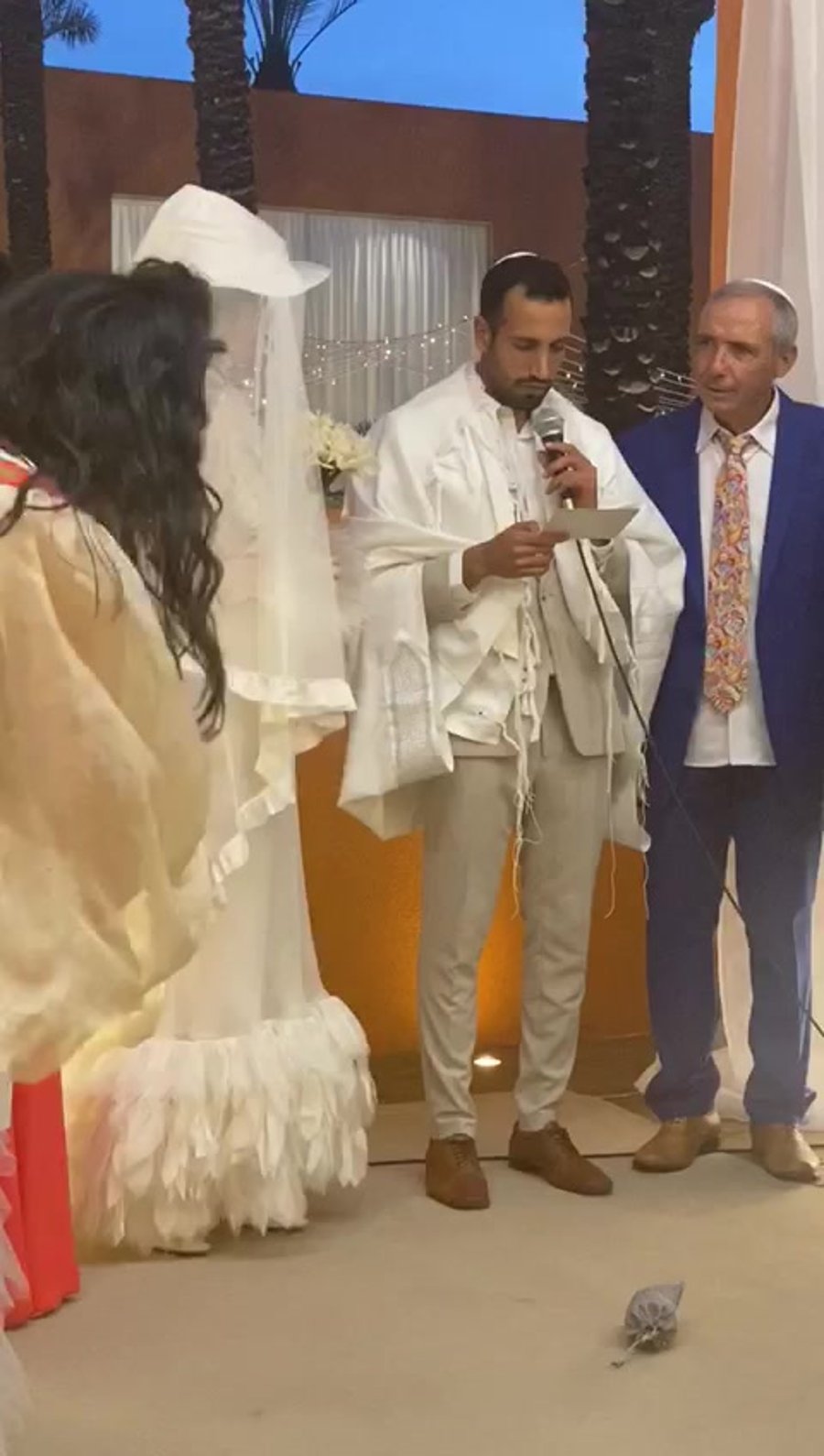 WhatsApp Video 2021-05-04 at 22.06.19