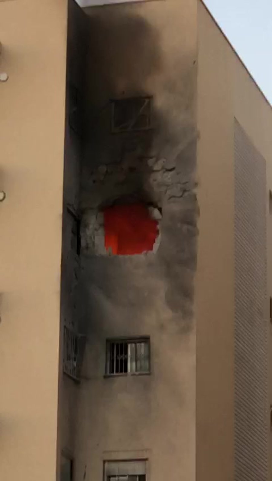 פגיעה בשדרות