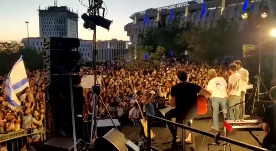 WhatsApp Video 2021-05-19 at 20.13.31