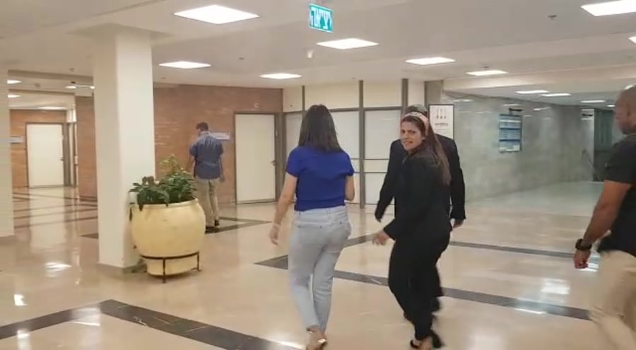 WhatsApp Video 2021-05-30 at 20.17.10