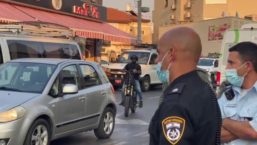 מתוך הפגנה בתל אביב (צילום דורון אברהמי)