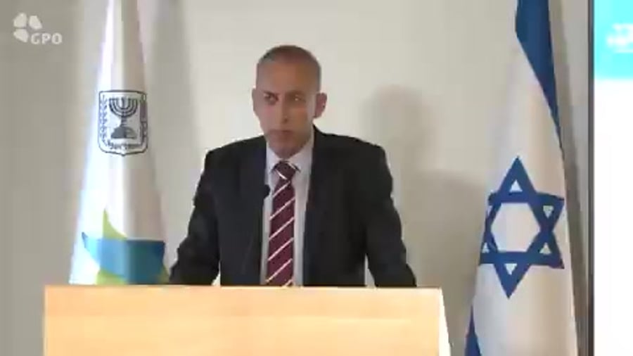 נחמן אש