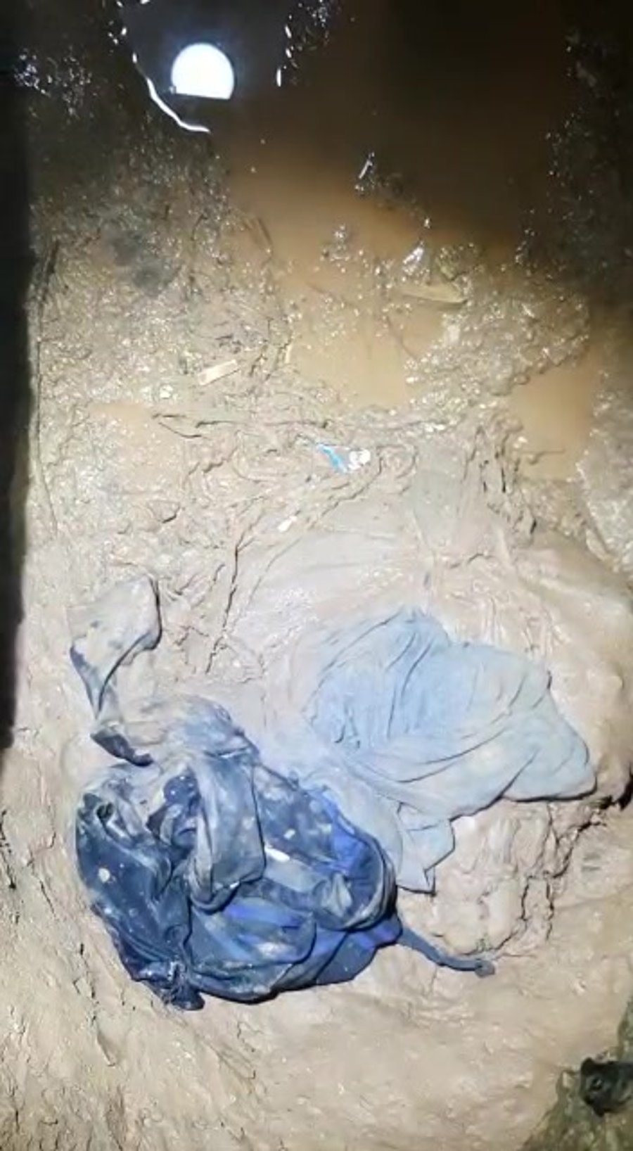 מנהרה אסירים