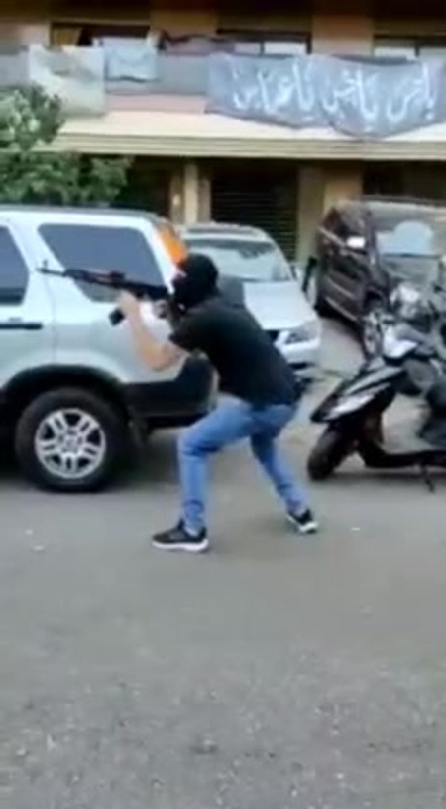 video5999174563450063128