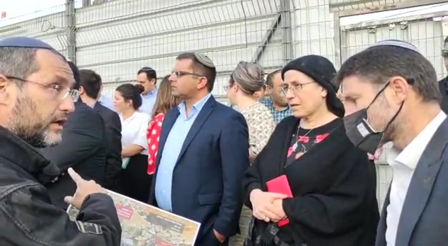 מעלה הזיתים תושבים