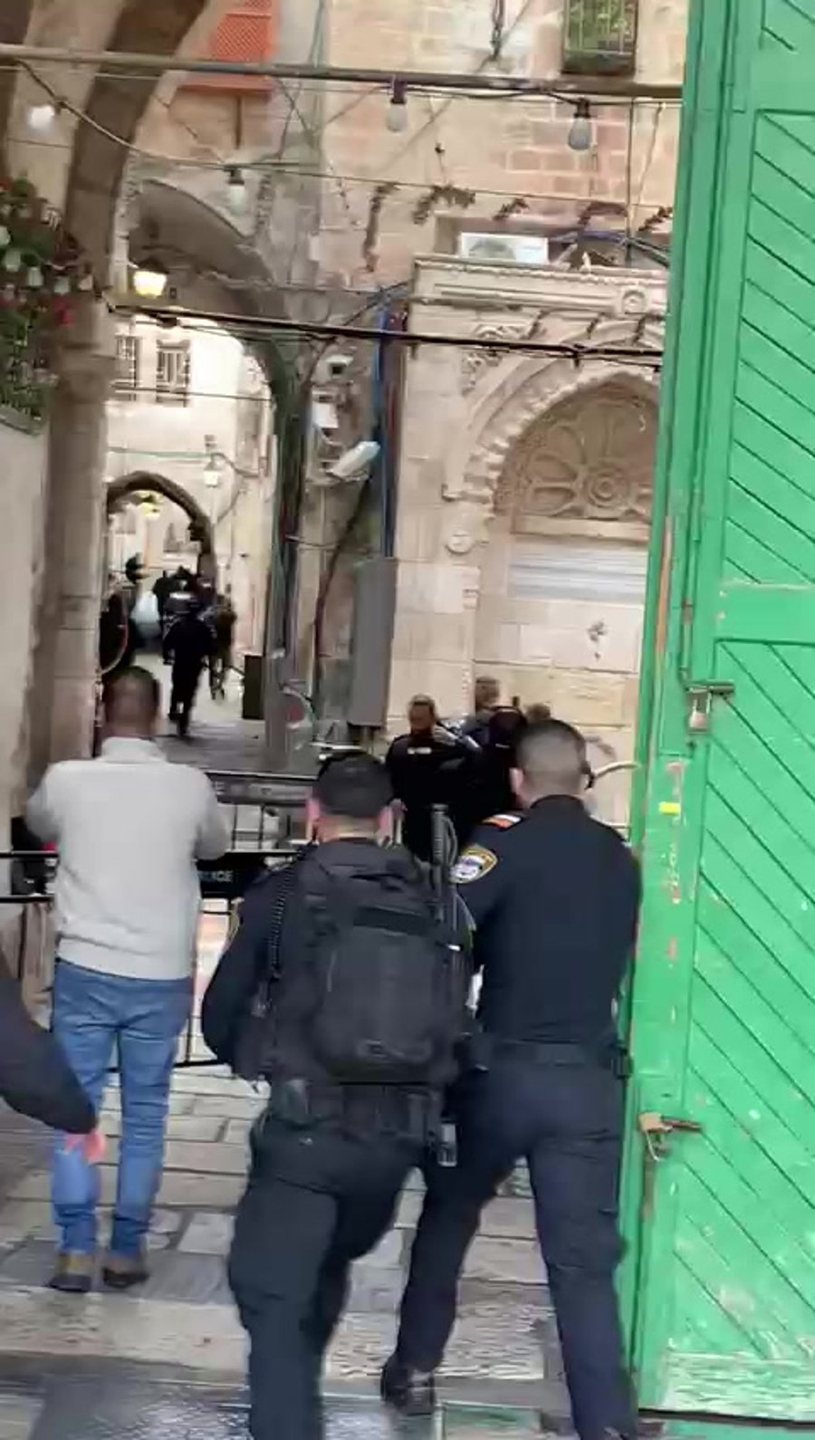פיגוע בעיר העתיקה. שער השלשלת