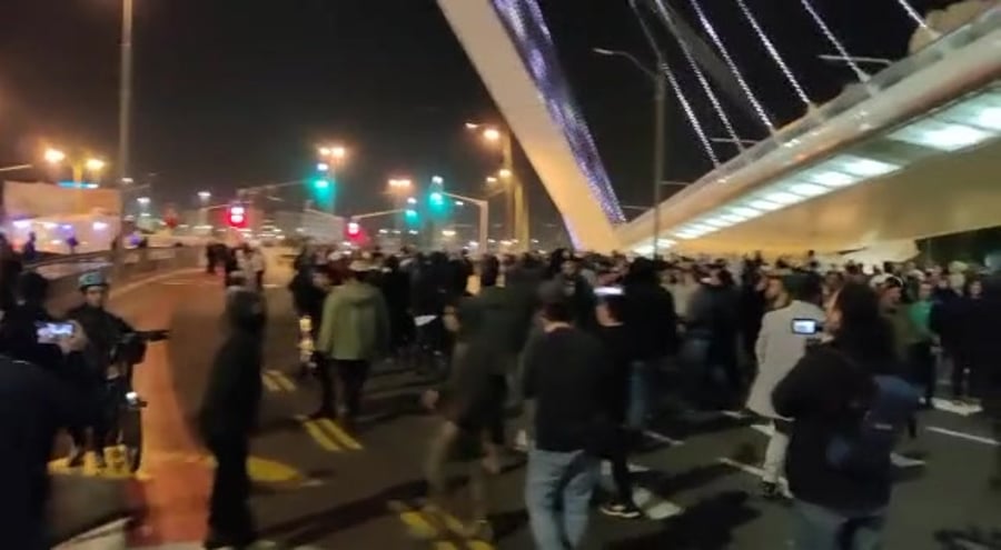 יהודים להתעורר בהפגנה למען אהוביה סנדק
