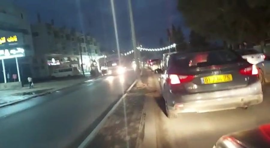 שיירת הרכבים בחווארה