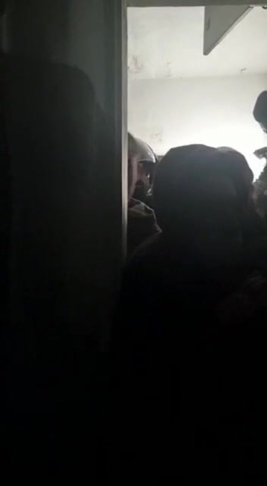 WhatsApp Video 2022-02-13 at 21.58.10