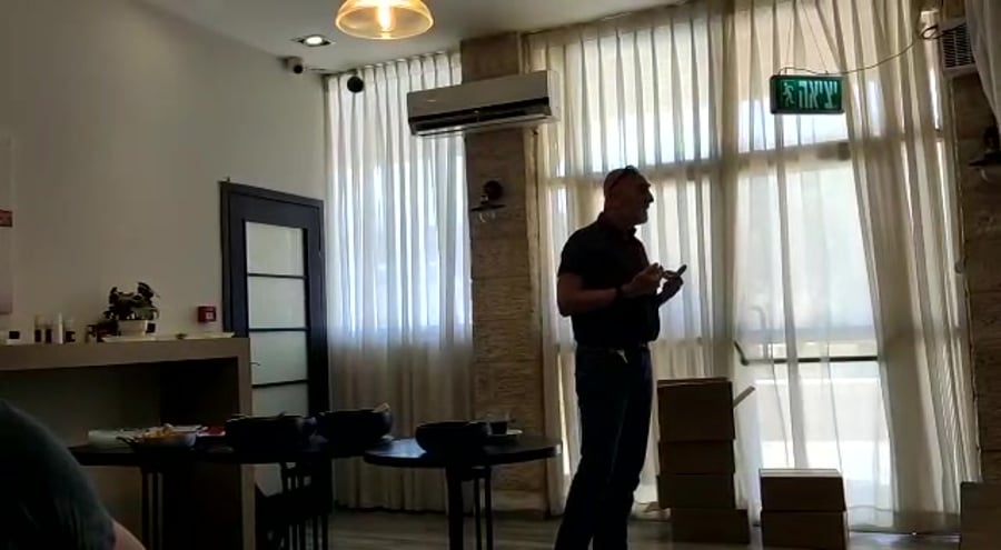 דוד אלחייני נגד בני גנץ