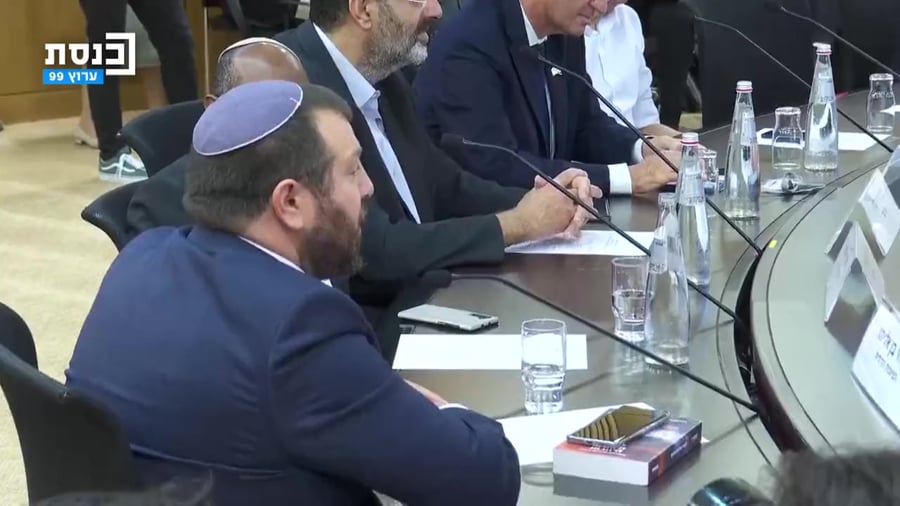 עמיחי אליהו מברך שהחיינו