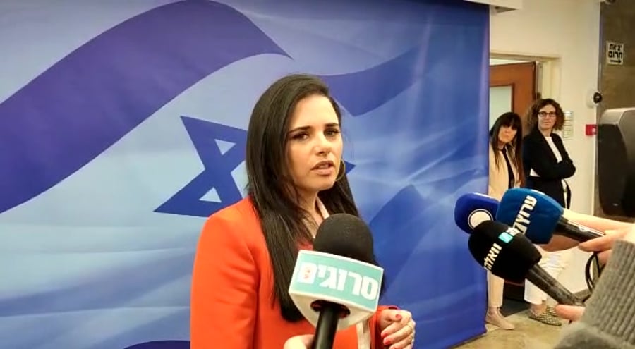 שקד ישיבת ממשלה 20 11