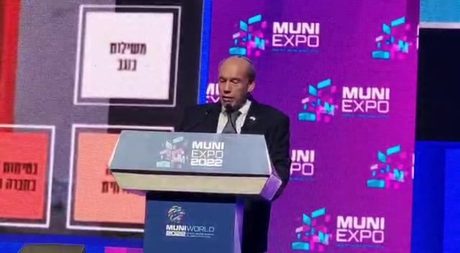 מבקר המדינה מתניהו אנגלמן (חופשי)