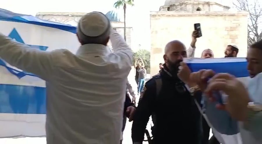 דגל ישראל בהר הבית (2)