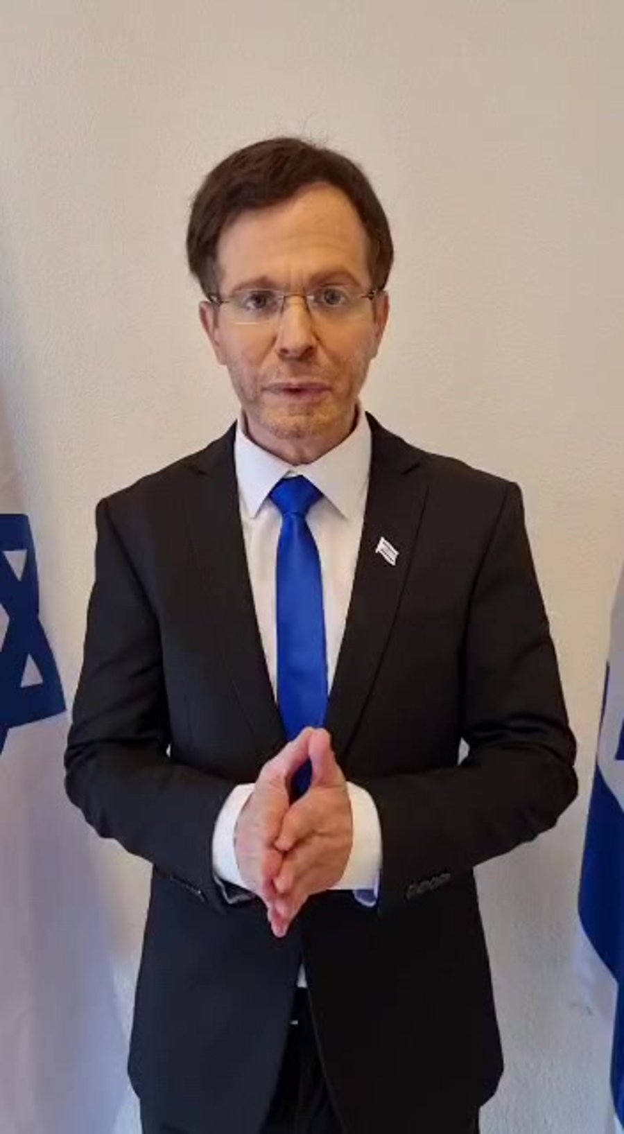 WhatsApp Video 2023-02-15 at 17.30.57 (2)