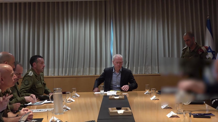 שר הביטחון גלנט – 6 אפריל 2023 – צילום אלעד מלכה