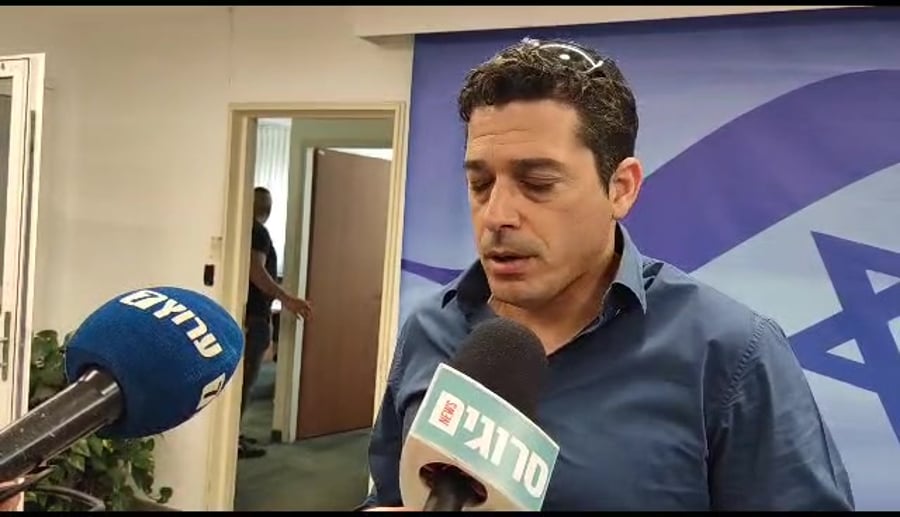 שיקלי מגן וחץ