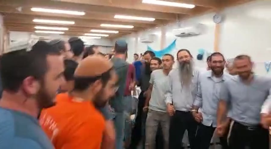 מעלה אליהו 1