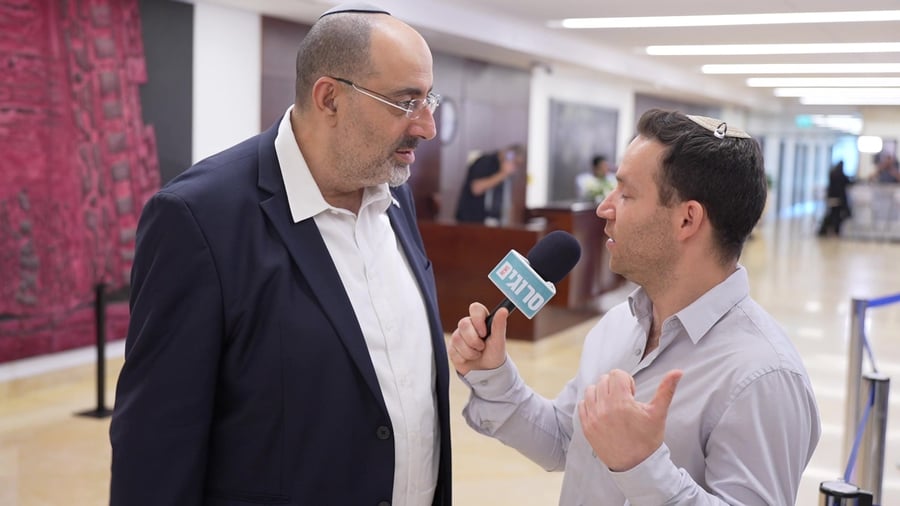 חכ ניסים ואטורי