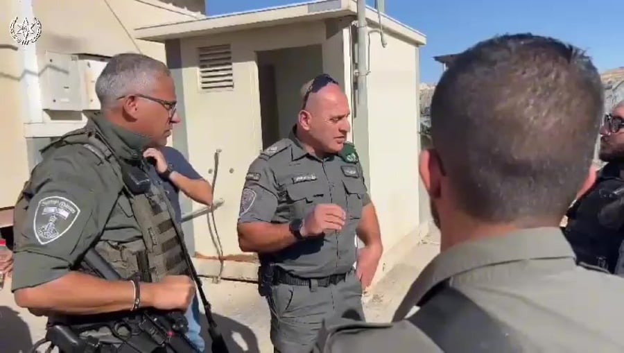 מגב סרטון