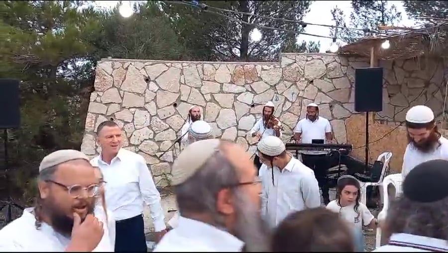 WhatsApp Video 2023-10-03 at 18.16.00