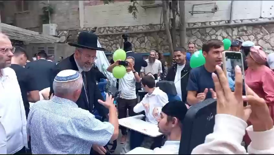 הרב לאו במרכז עדי