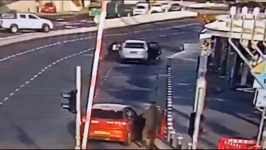 WhatsApp Video 2023-11-30 at 08.55.12