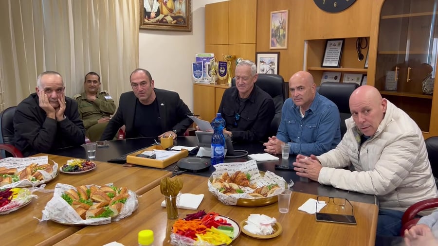 השר גנץ פורום ראשי רשויות במעלות