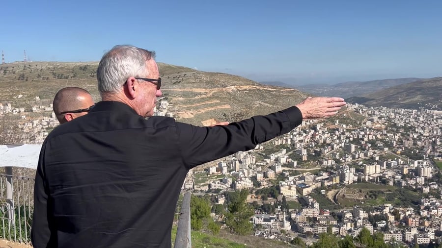 ויזואליה השר גנץ בסיור בשומרון