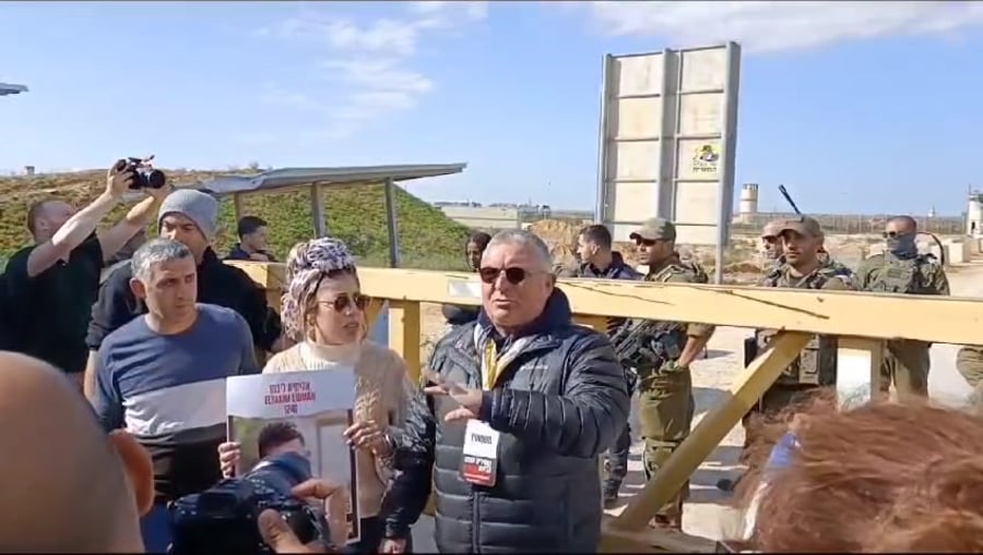 חסימת סיוע הומניטרי לרצועה