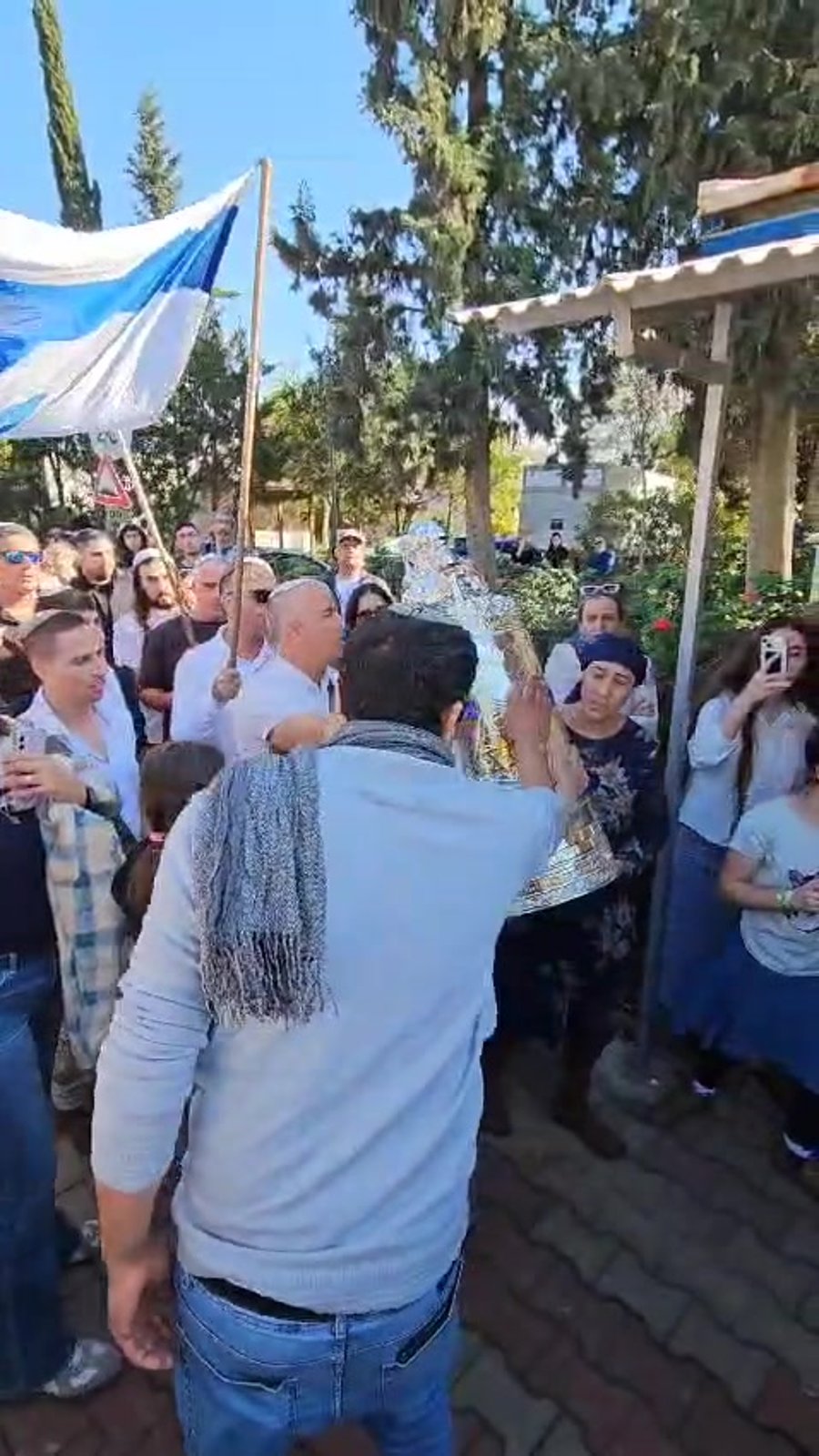 הכנסת ספר תורה 2