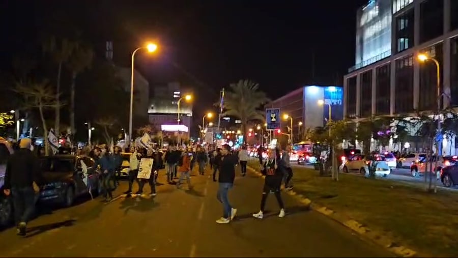 משטרה, הפגנה בקפלן