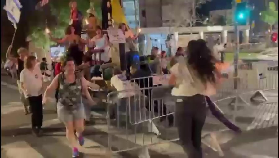 פריצת המחסומים