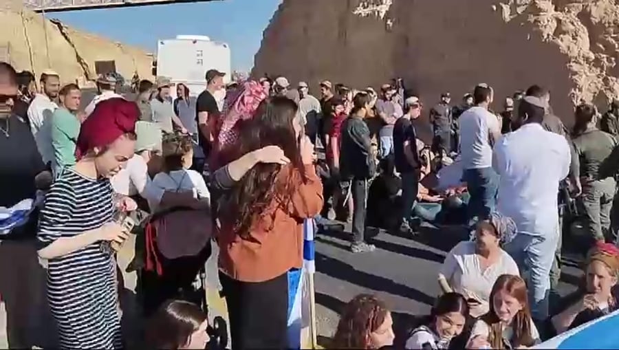 WhatsApp Video 2024-05-09 at 09.58.57