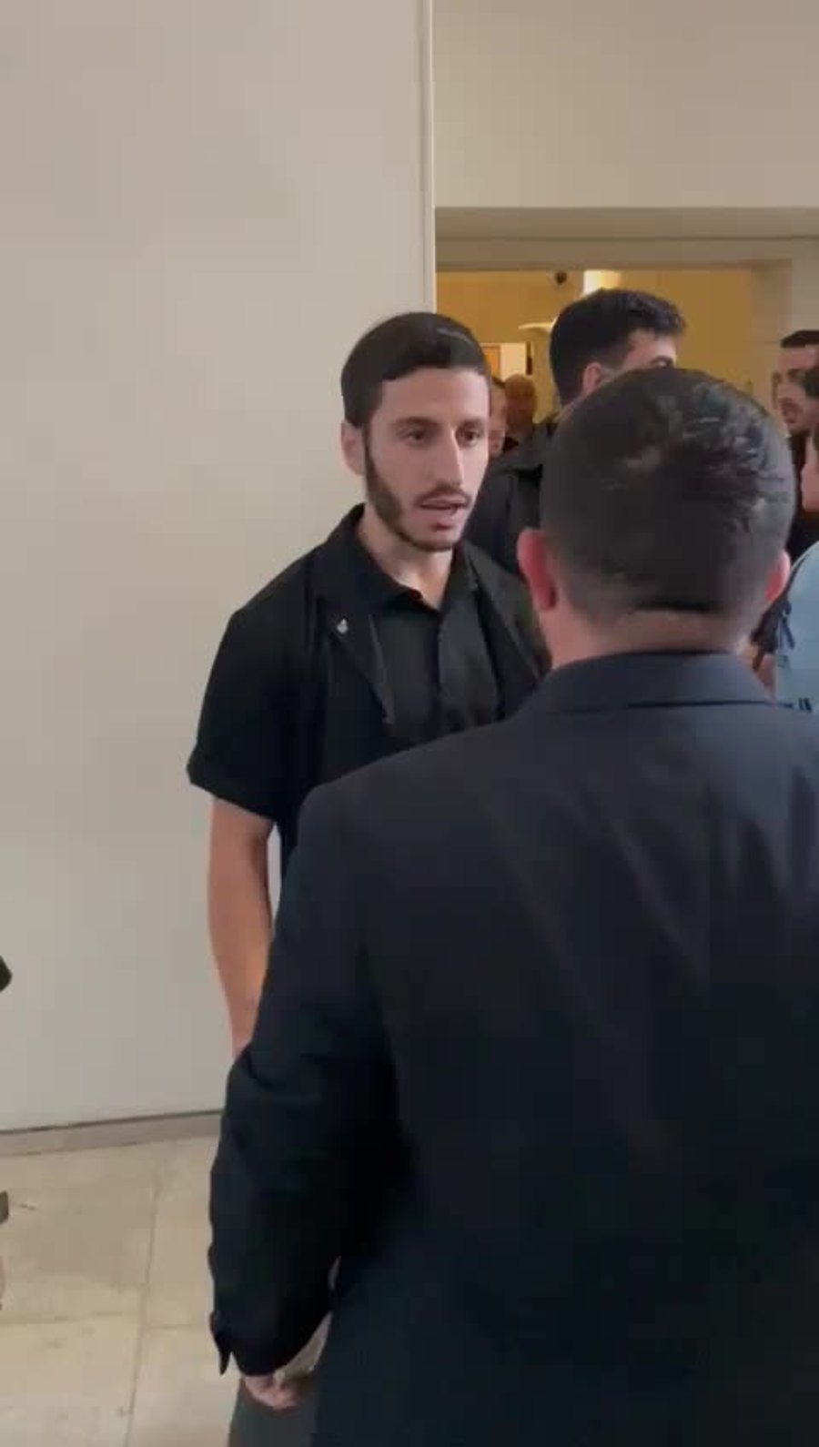 אלמוג כהן