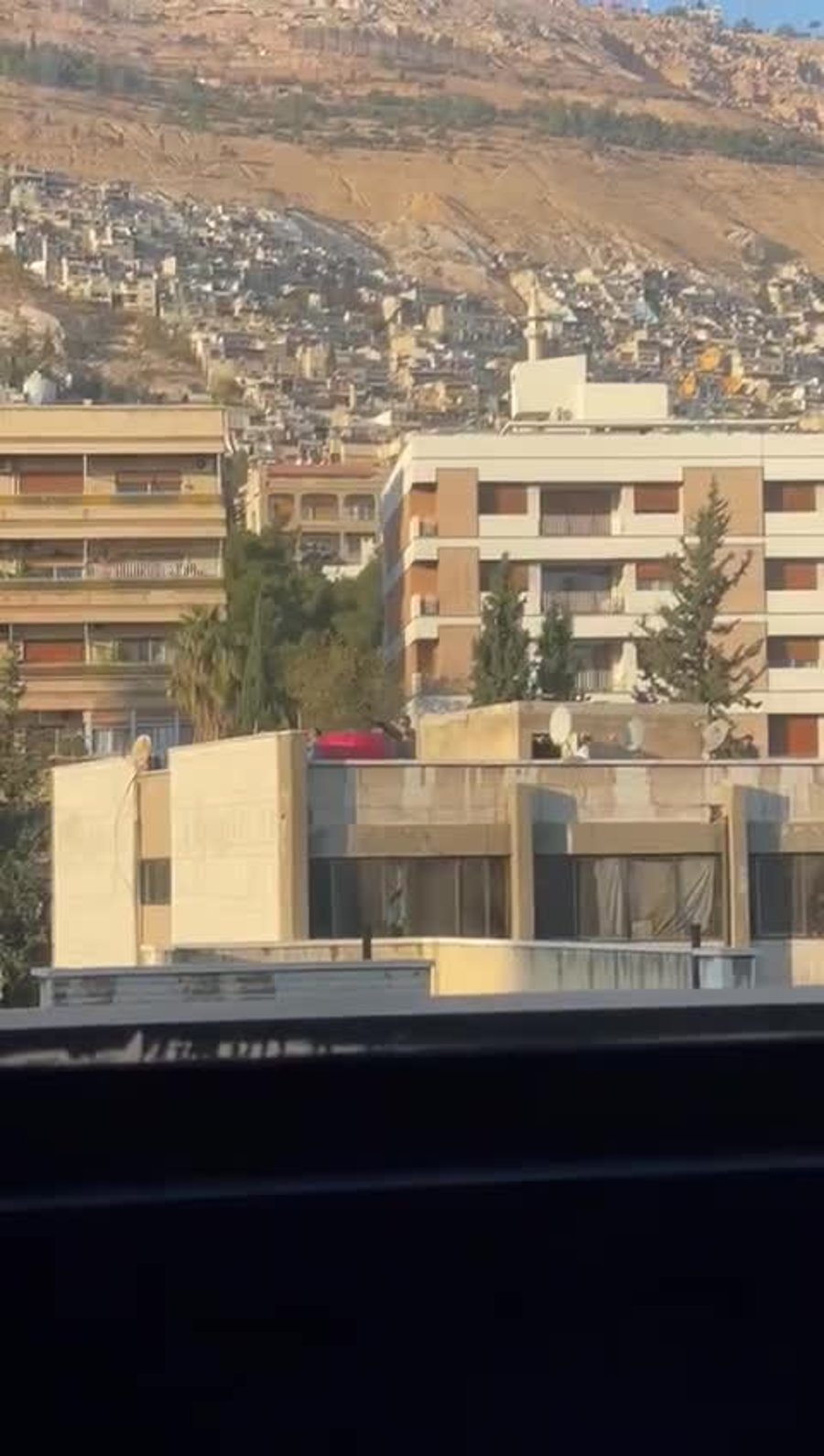 צלפים על עיר הבירה