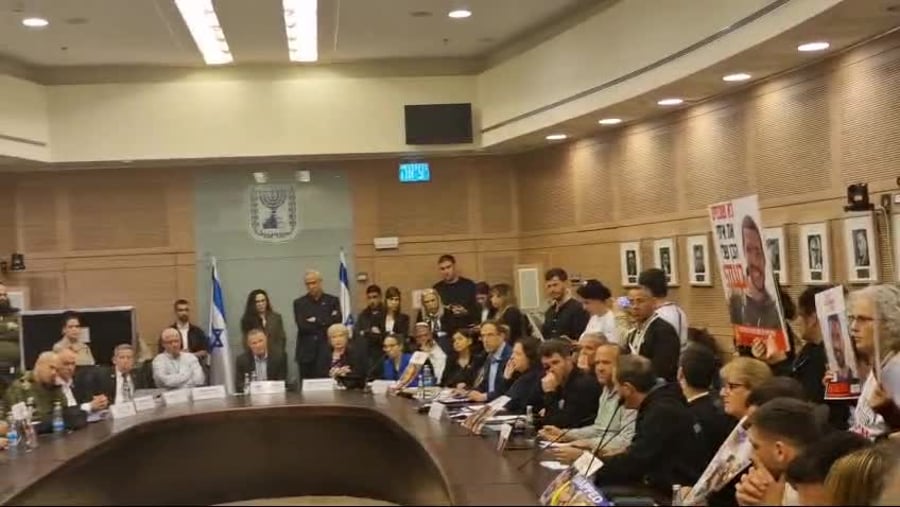 נציג משפחות החטופים