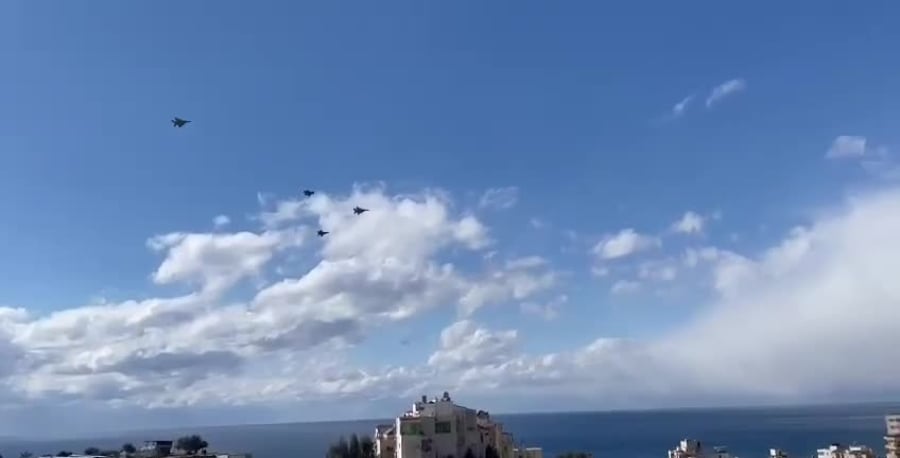 מטוסי קרב בביירות
