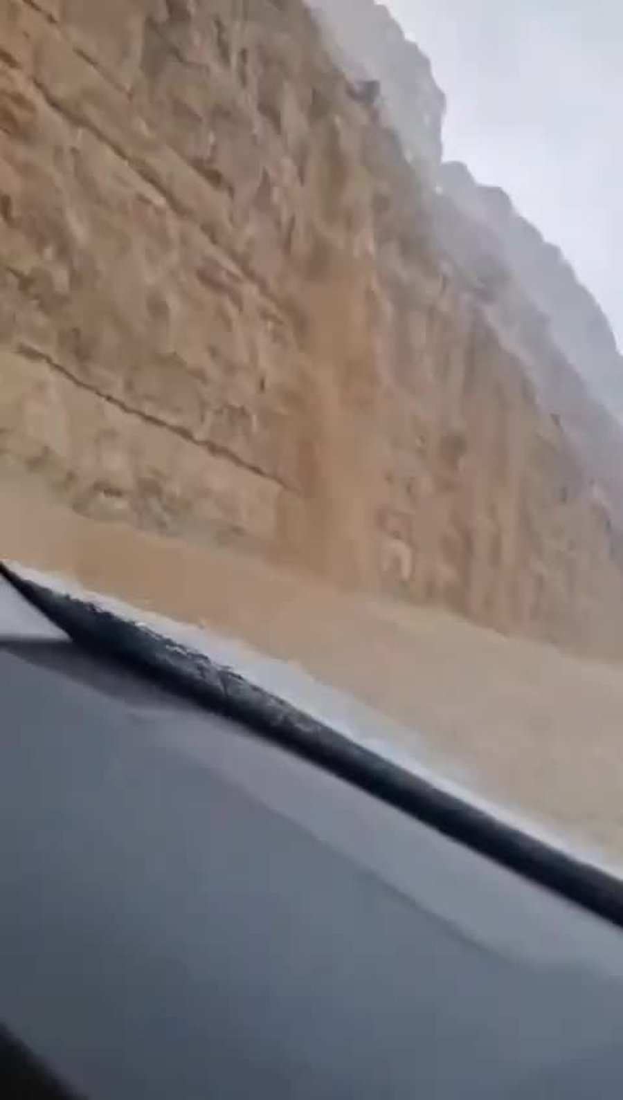 WhatsApp Video 2025-05-04 at 18.22.38