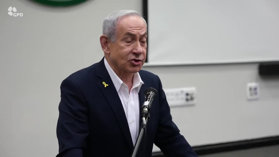 נתניהו באגף המודיעין