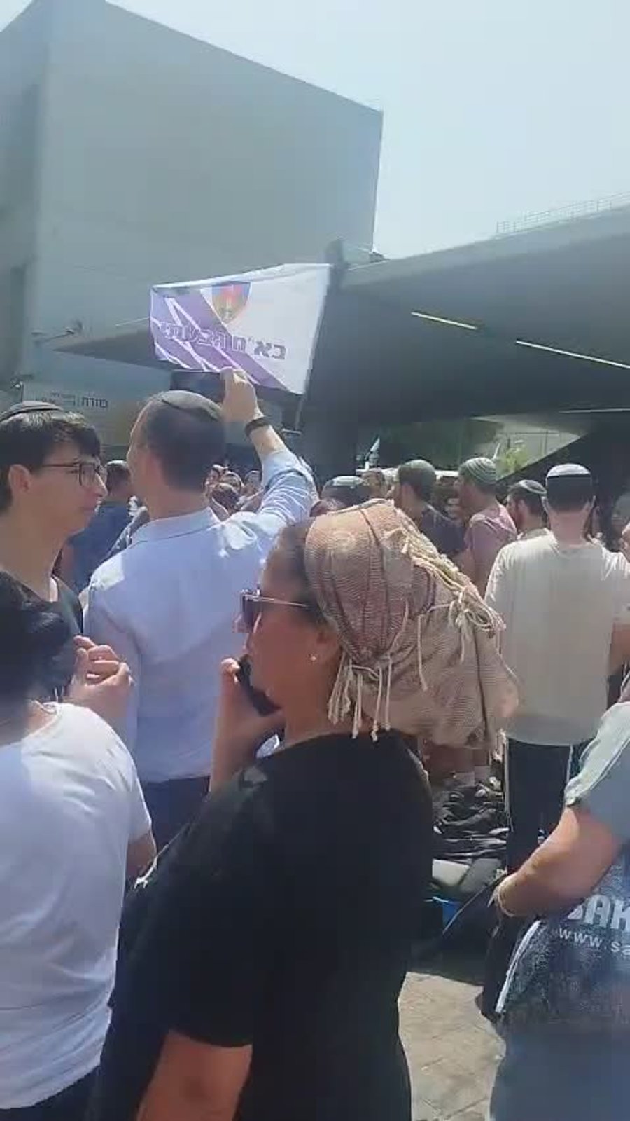 ריקוד ביינישים מתגייסי גבעתי היום בבקום