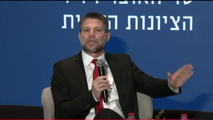 סמוטריץ לרכב על גמלים