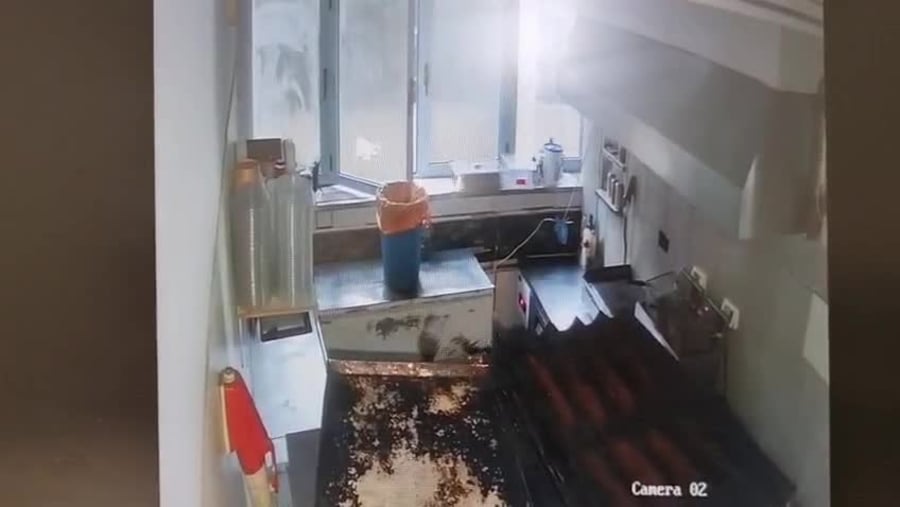 ניצל עבודות שירות בעירייה מעלות