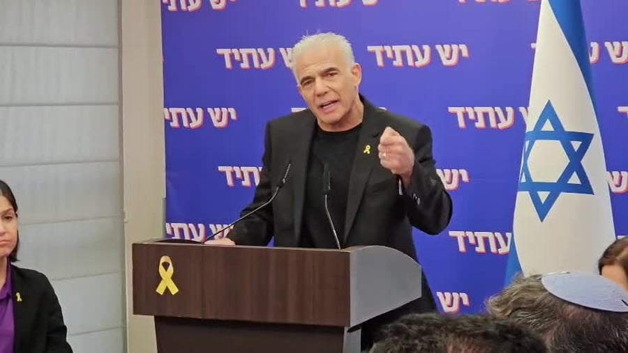 יאיר לפיד מול החשב הכללי של האוצר
