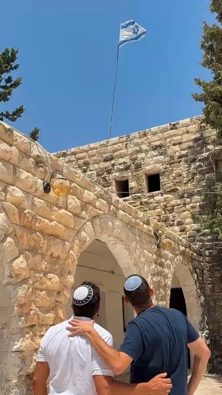 הביקור המרגש של השר שיקלי עם יוסי דגן בשא-נור