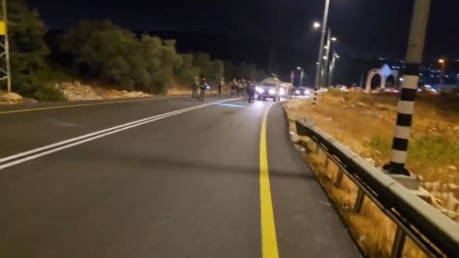 רימוני גז לעבר המתיישבים