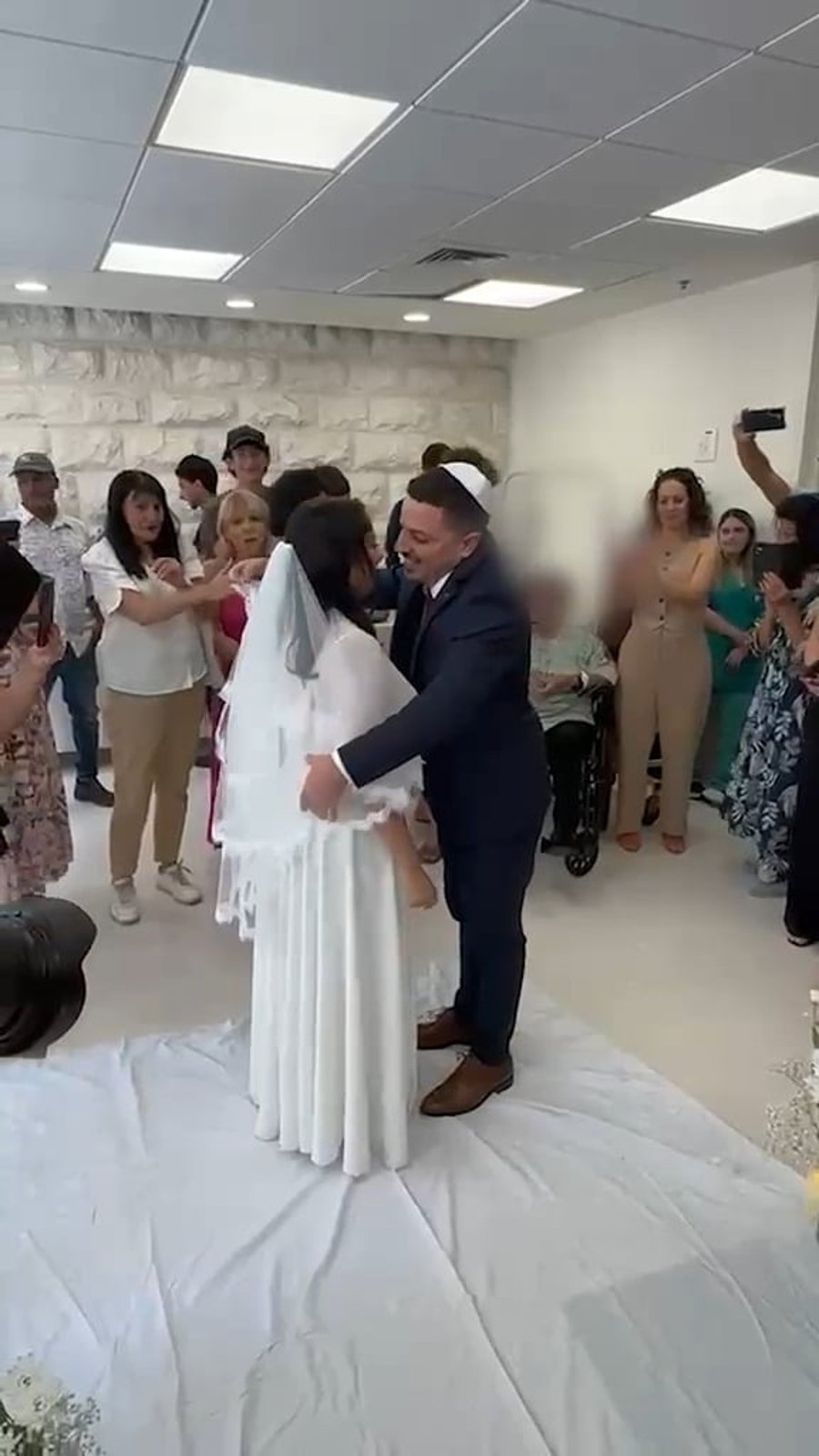 החתונה בבית החולים